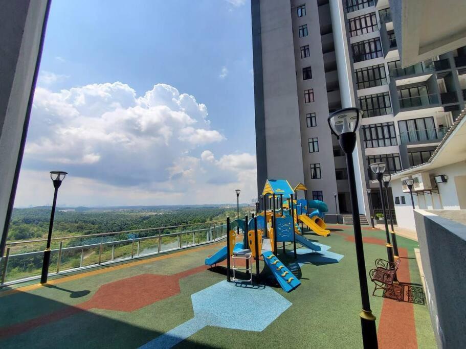 Apartamento Zuncy T21,T23 , Walk To Legoland, Medini, Bukit Indah Nusajaya  Exterior foto